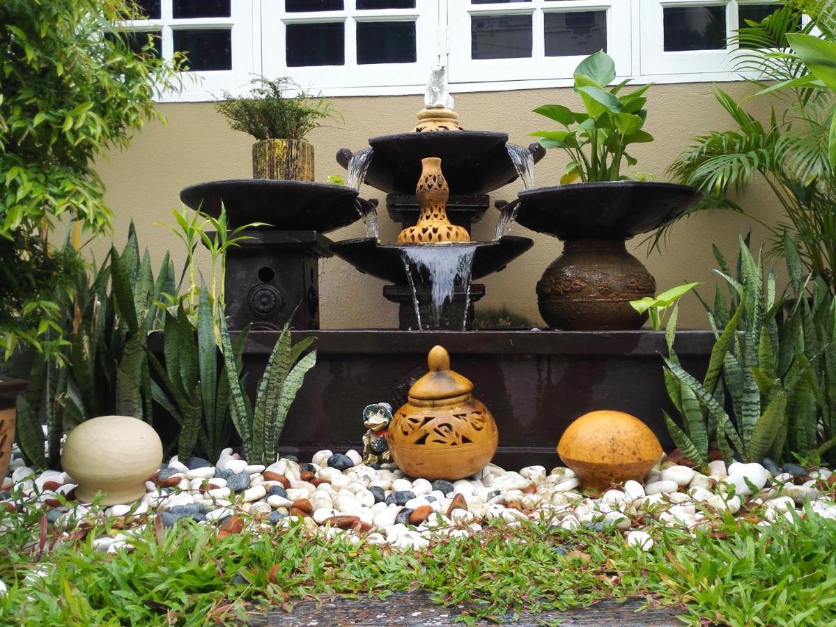 Concordia Inn George Town Esterno foto