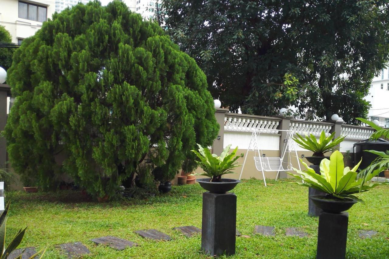 Concordia Inn George Town Esterno foto