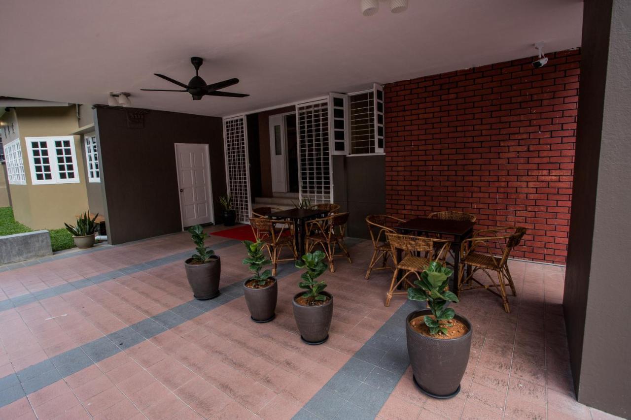 Concordia Inn George Town Esterno foto